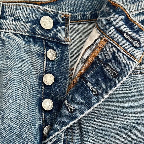 NWOT Levi 501 S Skinny, Can’t Touch This, Distressed, Denim jeans, size 25 - Picture 11 of 13